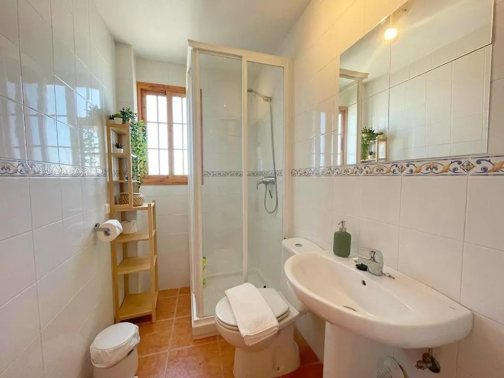 Modern, Bright And Comfortable Apartment With Shared Roof Terrace Canillas de Aceituno España
